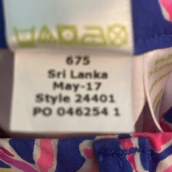 Lilly Pulitzer size 4 coral reef print pants excellent condition - Picture 4 of 8